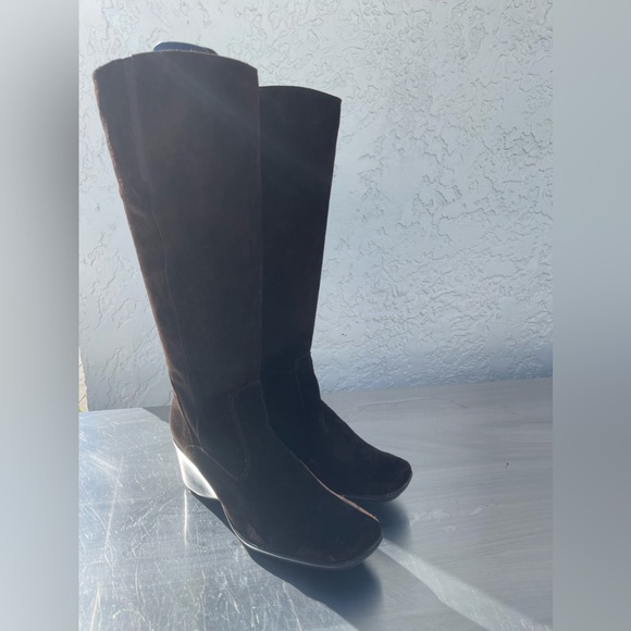 New ⭐️ Square Toe Zip-Up Tall Brown Suede Boots Women’s Size 39 - Picture 6 of 7